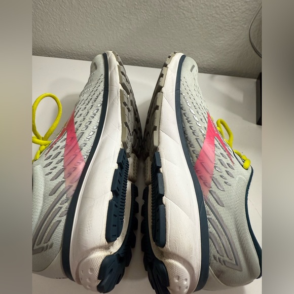 Brooks Women's Athletic Shoes - Gray, Pink, and Yellow - Picture 5 of 7